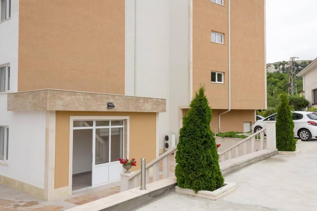 Perfect Summer Vacation Rental - One-Bedroom Flat By Flat Mаnager トポラ エクステリア 写真